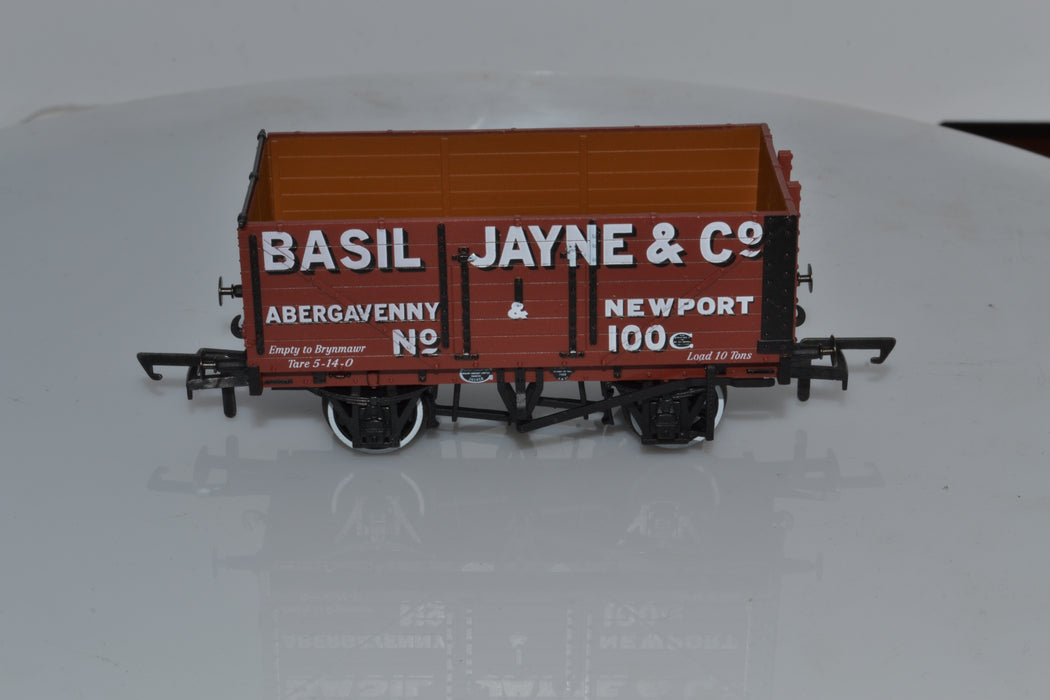 OR76SPE007 Basil Jayne 7 Plank Wagon