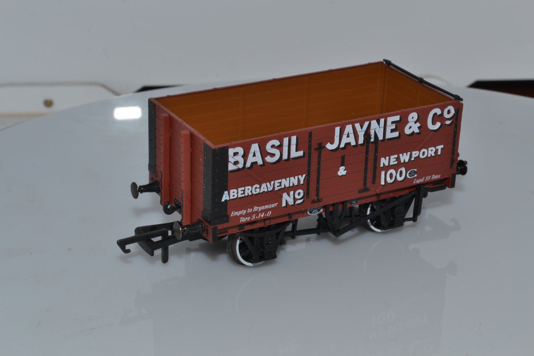 OR76SPE007 Basil Jayne 7 Plank Wagon