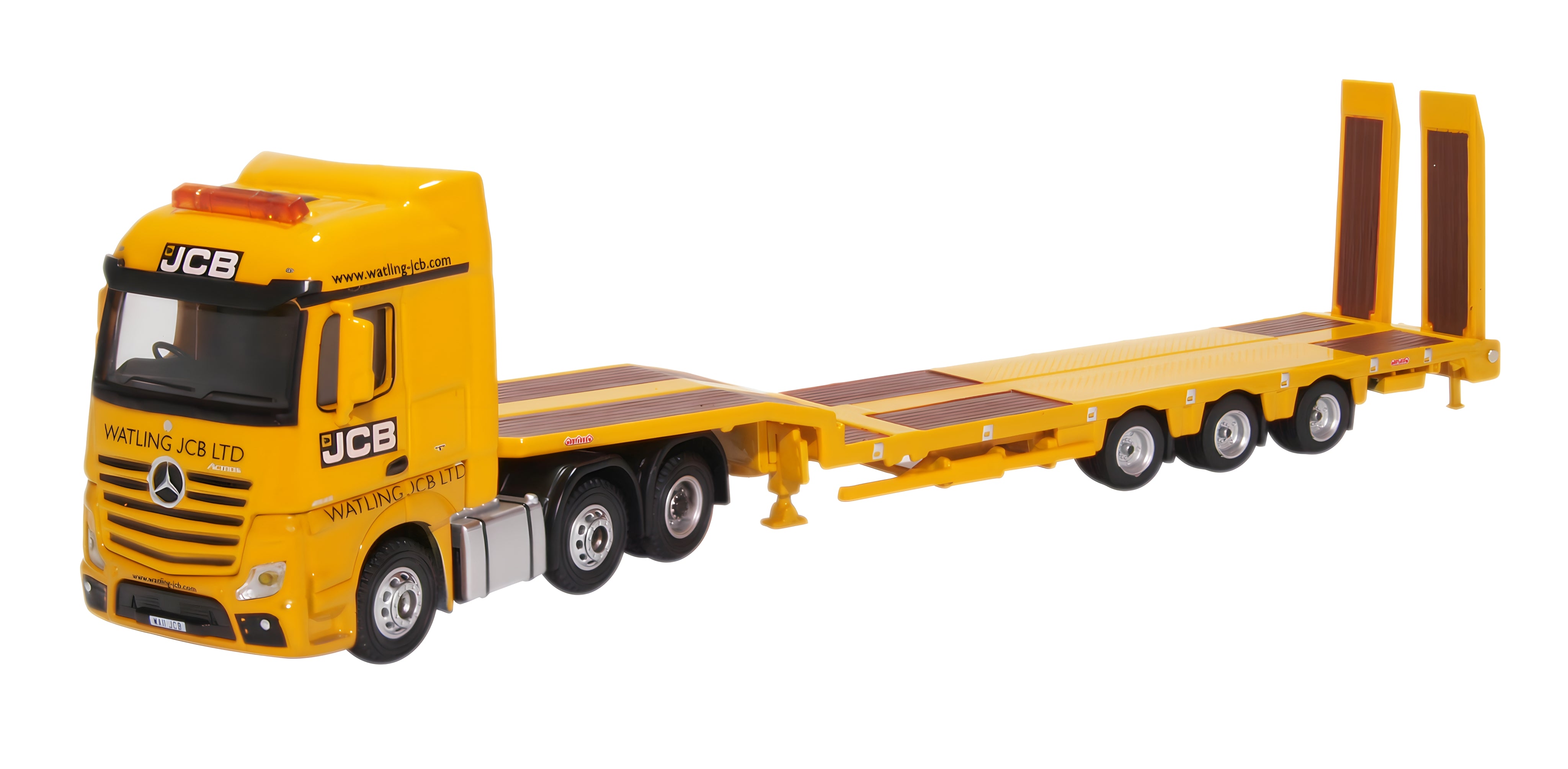 Oxford Diecast Mercedes Actros Semi Low Loader JCB