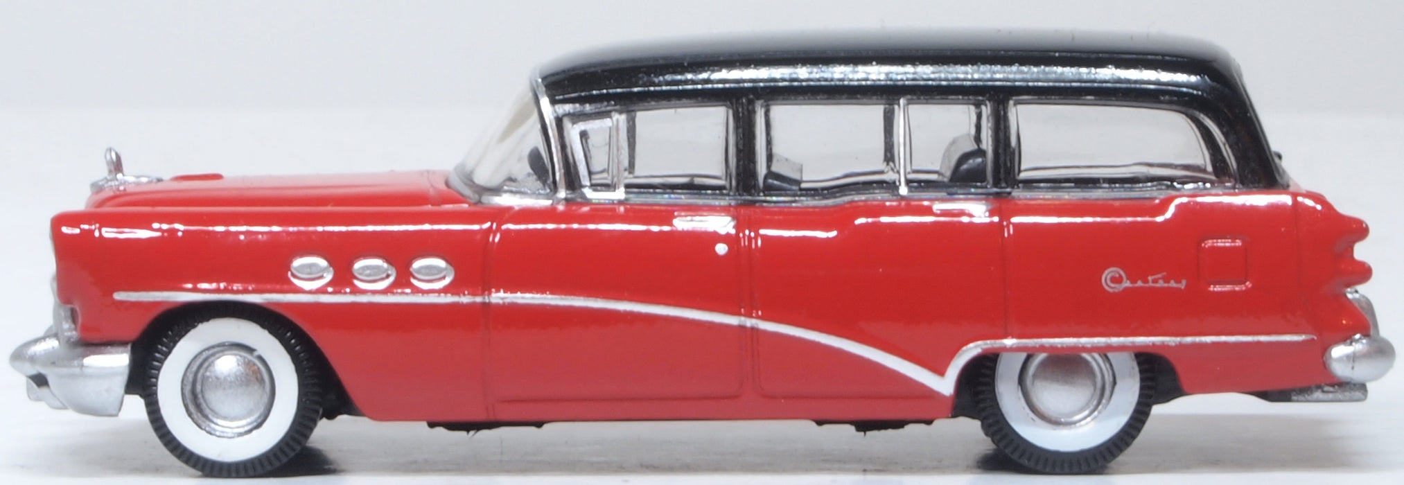 Model of the 1954 Buick Century Estate Wagon Matador Red/Carlsbad Black by Oxford at 1:87 scale.