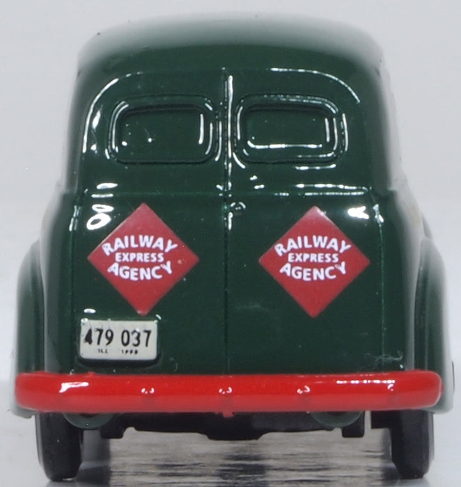 Oxford Diecast 1950 Chevrolet Panel Van Railway Express Agency