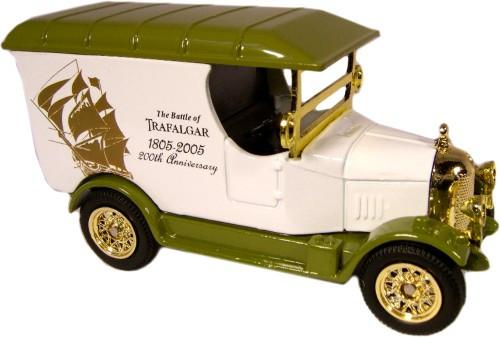 Oxford Diecast Trafalgar Van